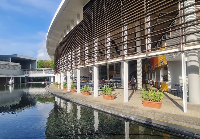 Koufu n Pond