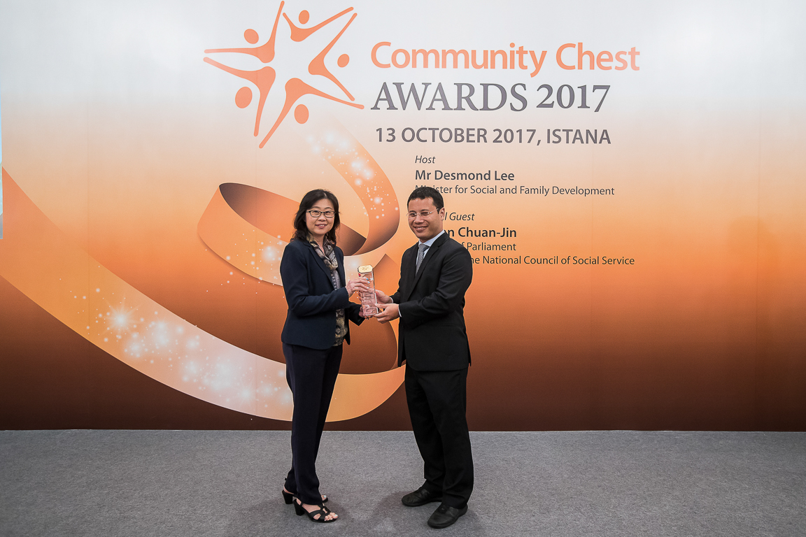oct-17-achieving-the-community-chest-share-gold-award-at-the-community-chest-awards-2017 (Original Size)