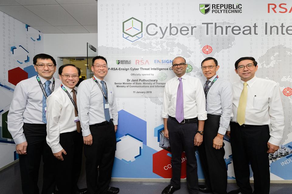 RP-RSA-Ensign Cyber Threat Intelligence Centre RP-RSA-Ensign Cyber Threat Intelligence Centre