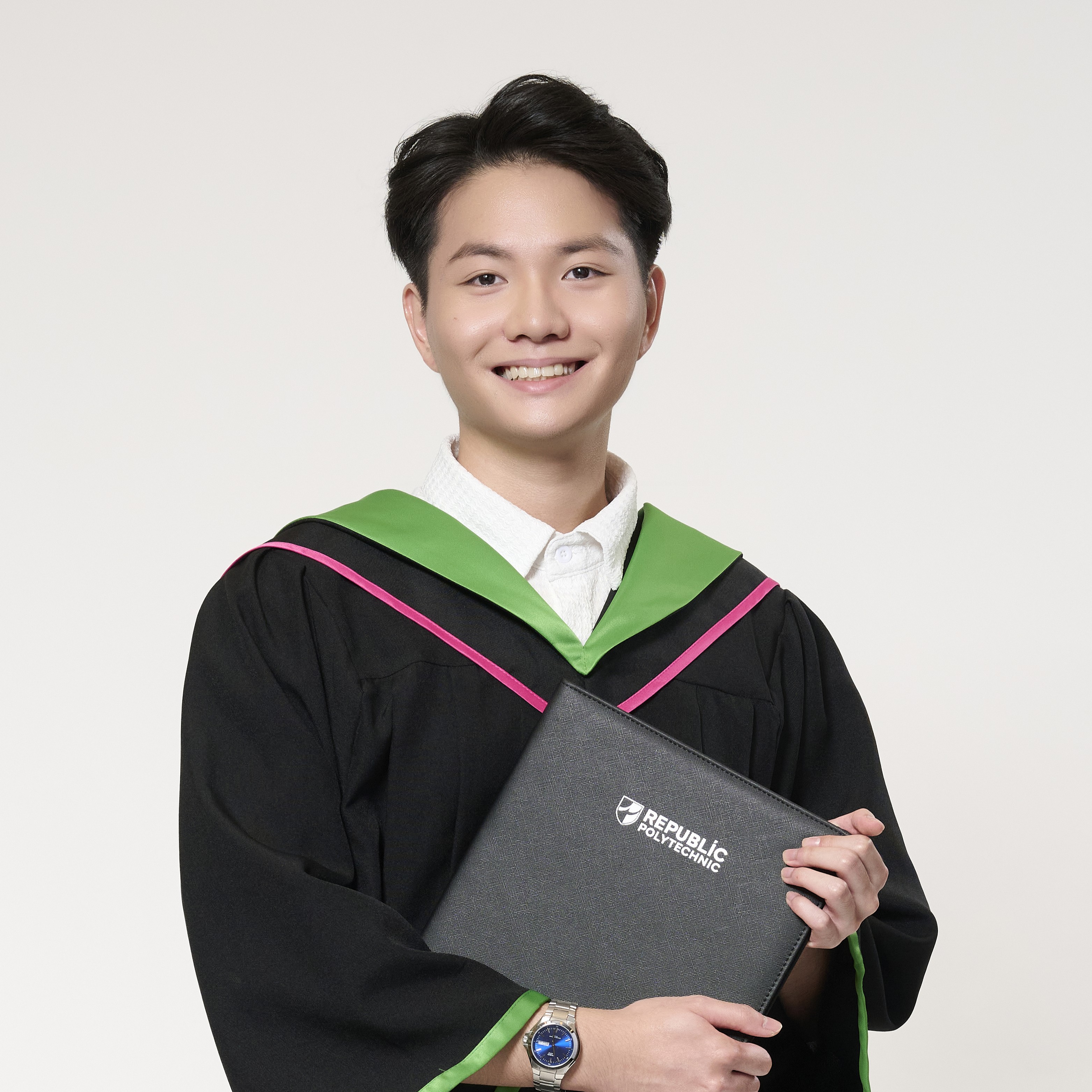 Tee Li Hen