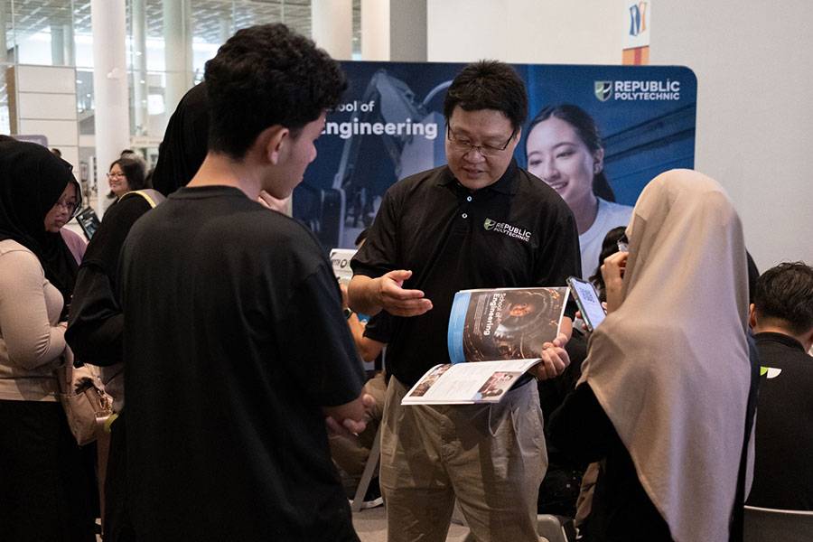 From vibrant performances to powerful stories and hands-on workshops, RP’s inaugural EAEvolution offered a bold, engaging start to every student’s #GreaterPurpose journey.