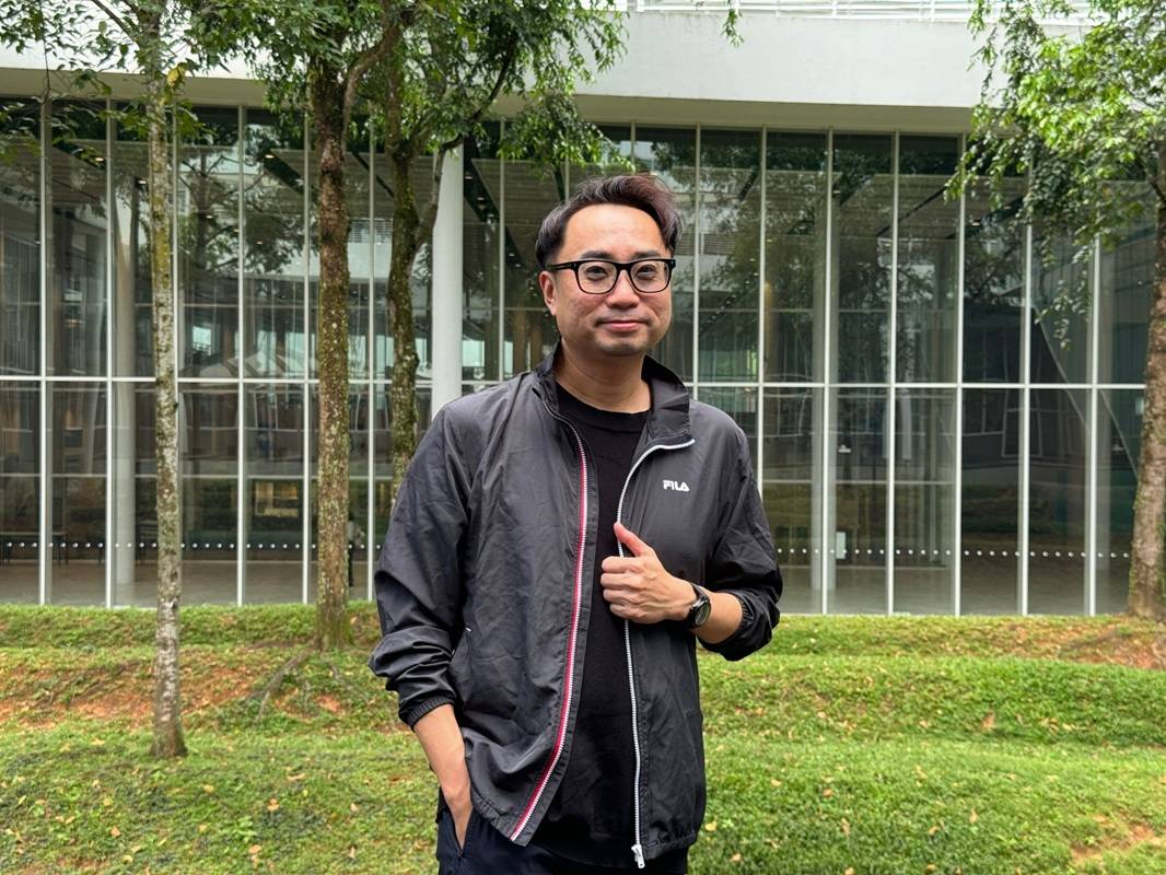 RP School of Engineering lecturers share expert insights on power bank fire risks and flight safety following Singapore Airlines and Scoot's new in-flight bans.
