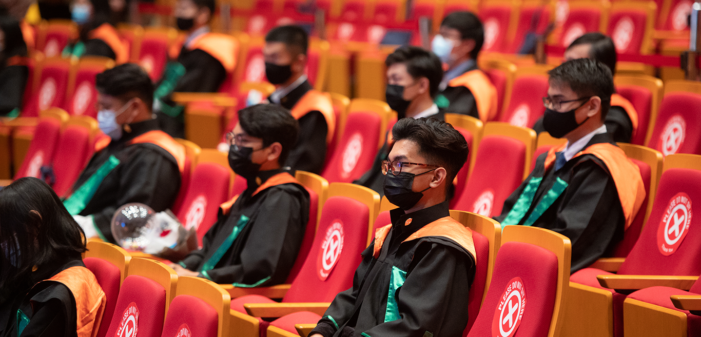 Providing LeadingEdge Courses to Lifelong Learners