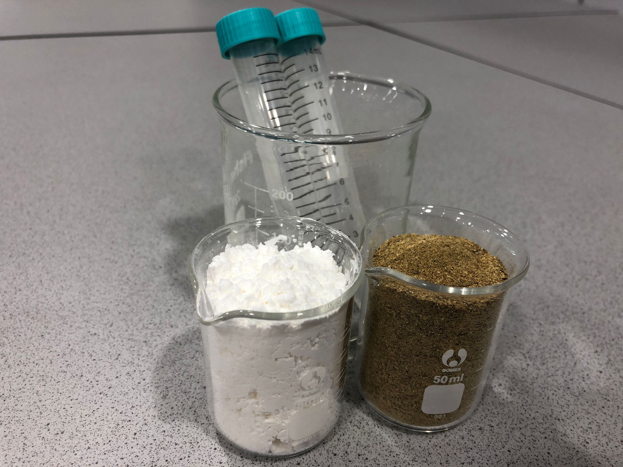 Rapid detection of heavy metal in powder