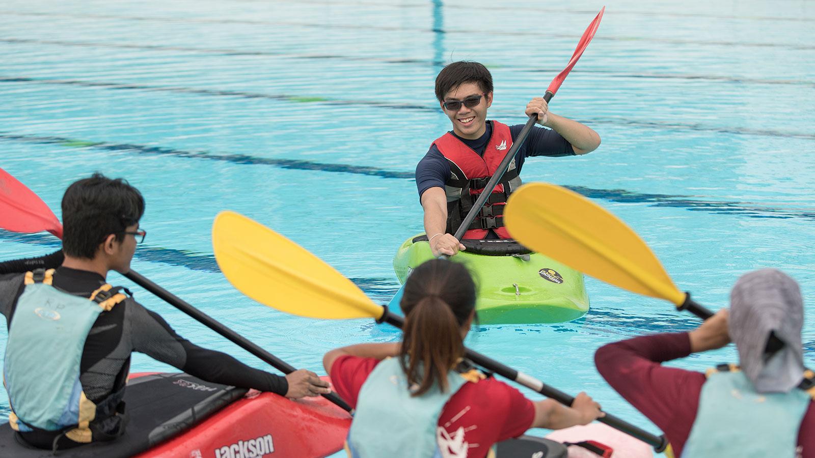 banner-kayaking