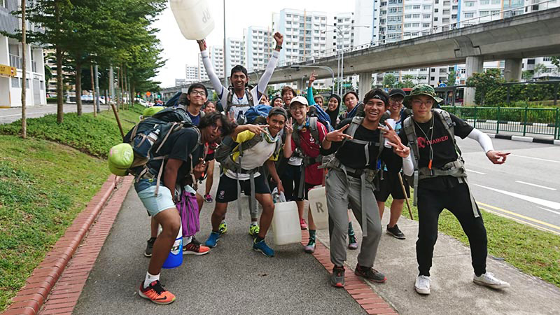 RP students on land expedition