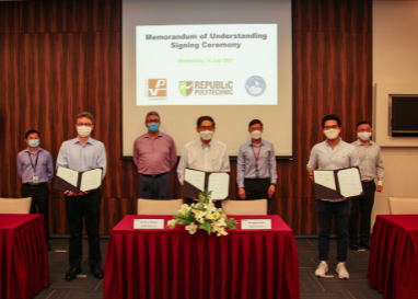 [382x273] An MOU was signed between Republic Polytechnic (RP), PV Vacuum Engineering Pte Ltd (PV) and Insect Feed Technologies (IFT)