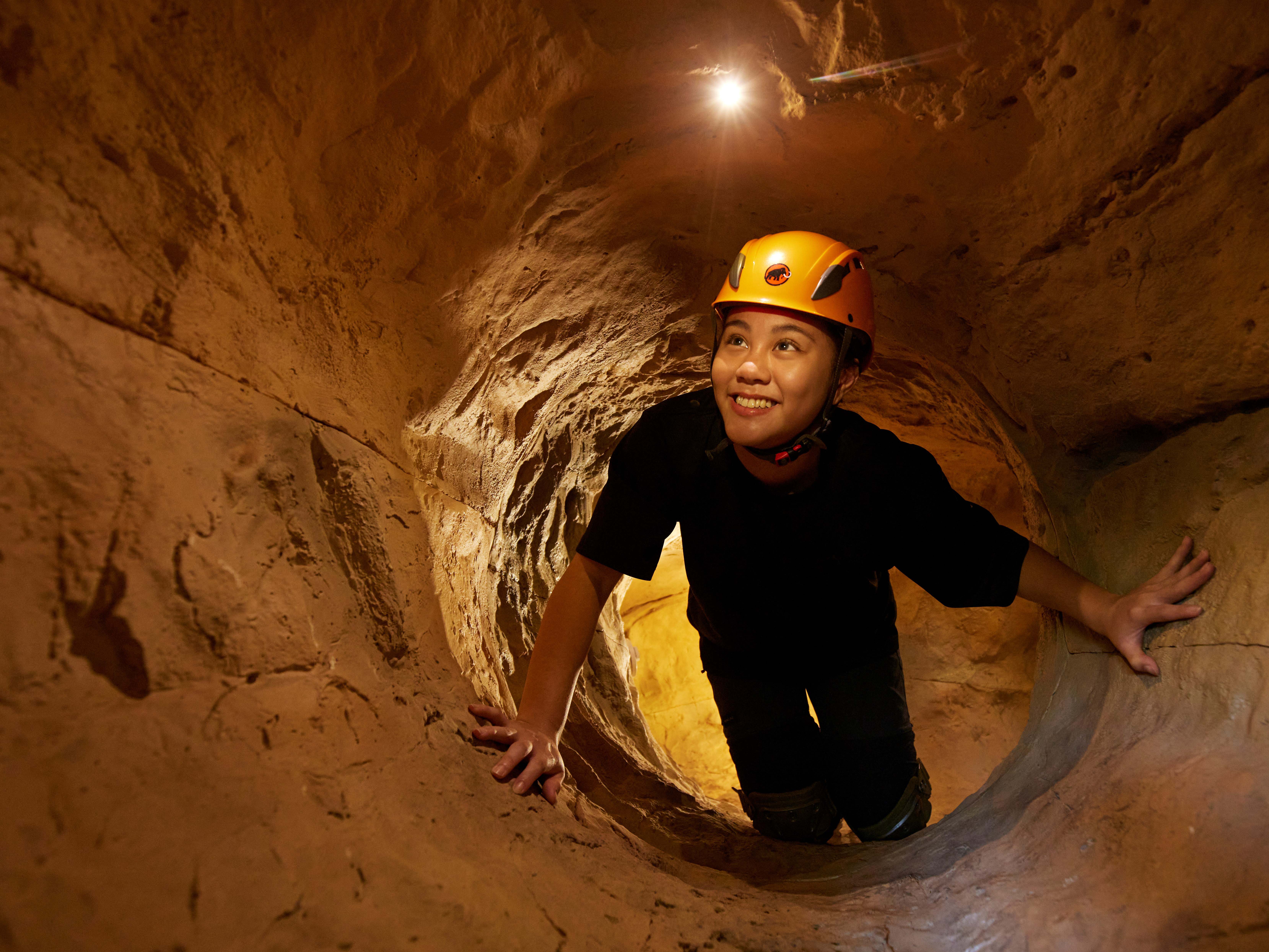 Tunnel Cave Maze