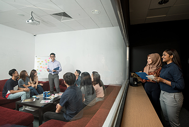 Consumer Insights Lab_mainImage (2)