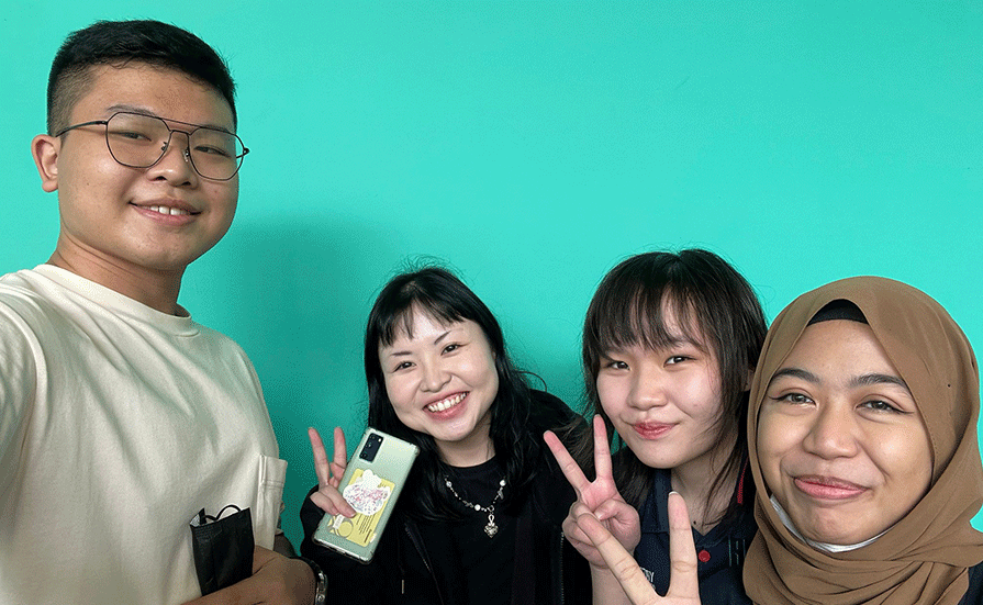 (From left to right) Members of team Barry “THE BEE” Benson: Ng Kok Zun, Brent, Megan Tham Mae Yee, Ng Weilin, and Nur Nabilah Wafa’ Asfee