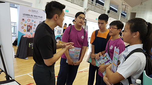 Mr-Hua-Tai-Heng,-Lecturer-of-Diploma-in-Hotel-&-Hospitality-Management-(DHHM)-sharing-his-knowledge-and-expertise-regarding-the-Hospitality-Industry